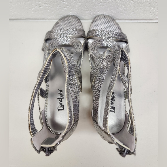 Women's Metallic Wedge Sandals Size 8 🌟Beautiful Summer Sandals🌟 - Picture 7 of 8